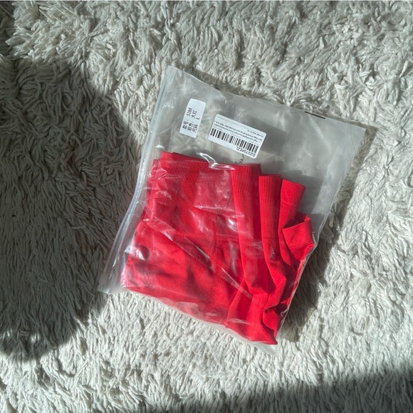 Gym shorts butt scrunch - Picture 4 of 4